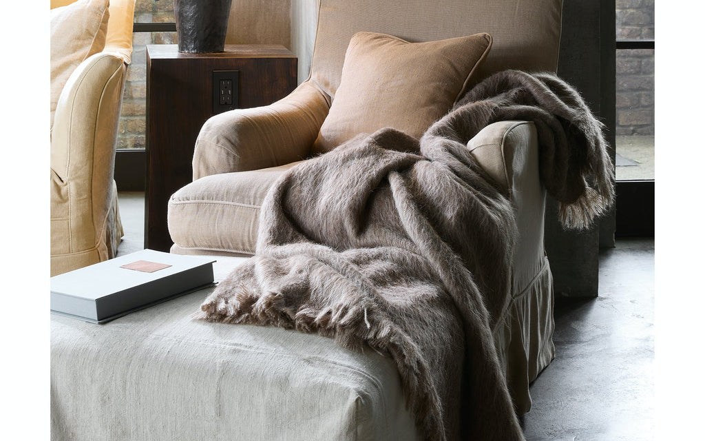 Matouk Bedding and Towels | Rafael Interiors