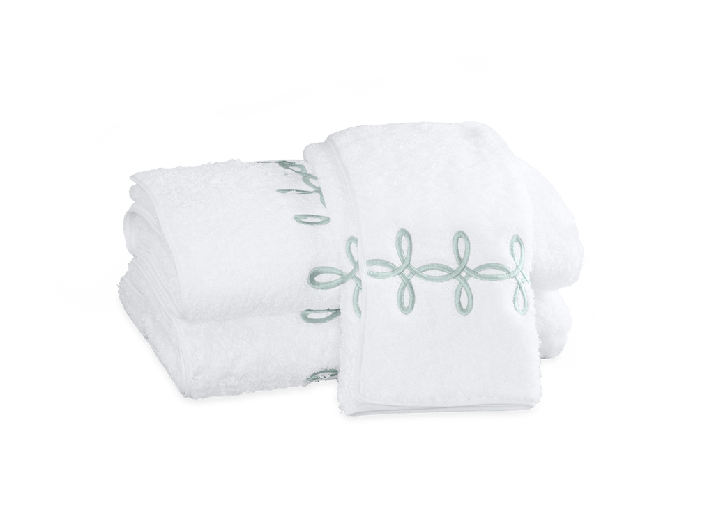 Gordian Knot Towels